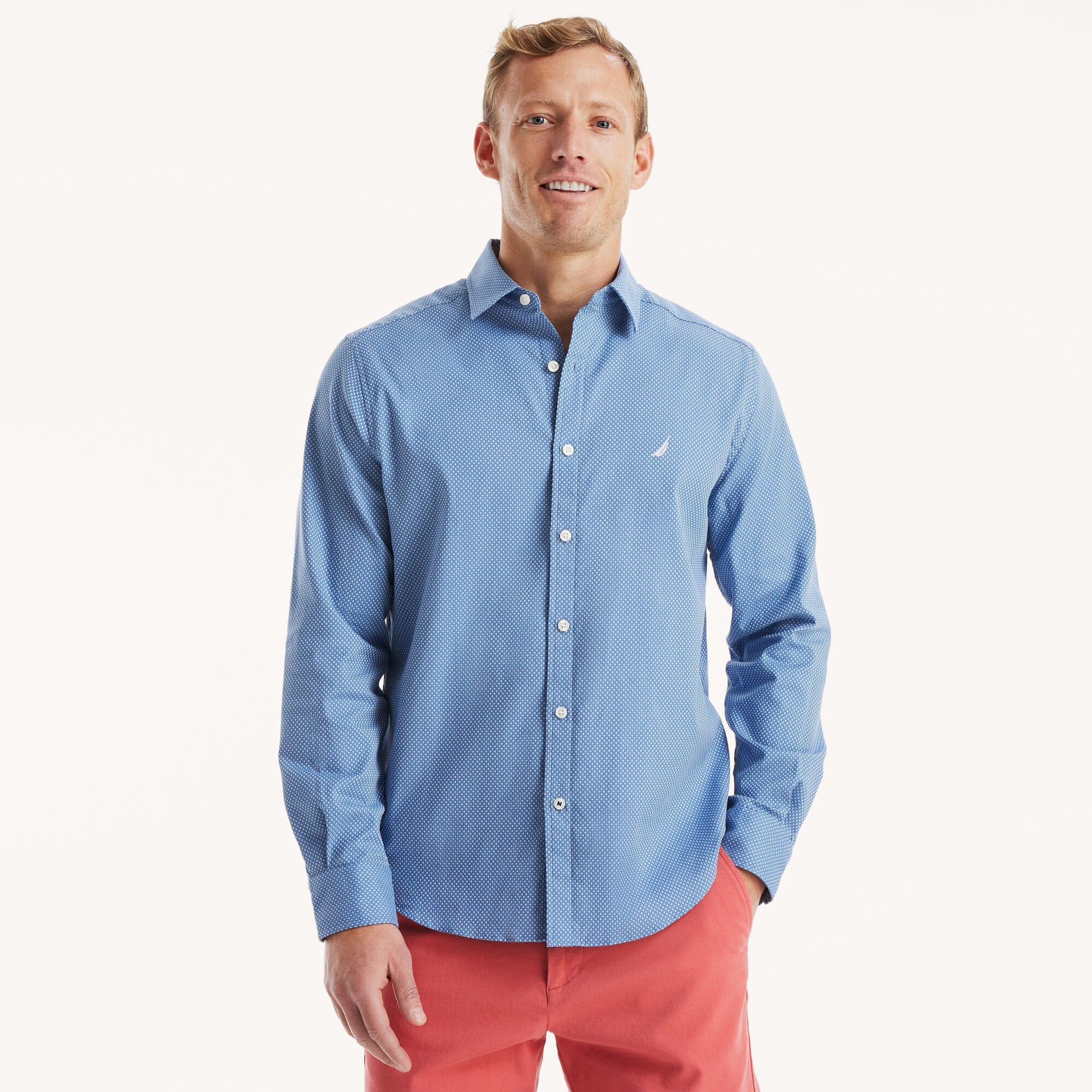 Мужская классическая рубашка Nautica из ткани Dobby, устойчивой к складкам, цвет dutch blue
Мужская классическая рубашка Nautica из ткани Dobby, устойчивой к складкам, цвет dutch blue