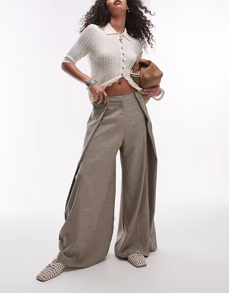 Брюки Topshop премиум-класса с запахом и очень широкими штанинами в цвете Stone - STONE
Брюки Topshop премиум-класса с запахом и очень широкими штанинами в цвете Stone - STONE