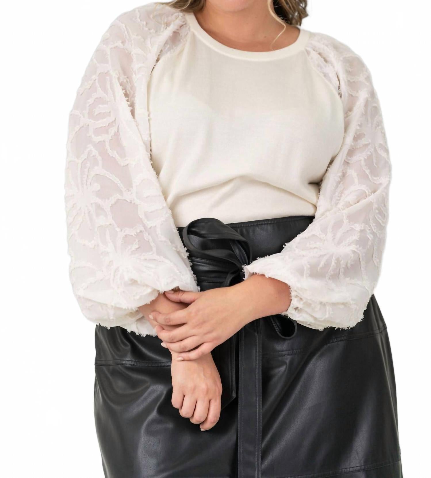 Элона три четверти рукава вязаный топ в кремовом цвете Tanya Taylor
Элона три четверти рукава вязаный топ в кремовом цвете Tanya Taylor