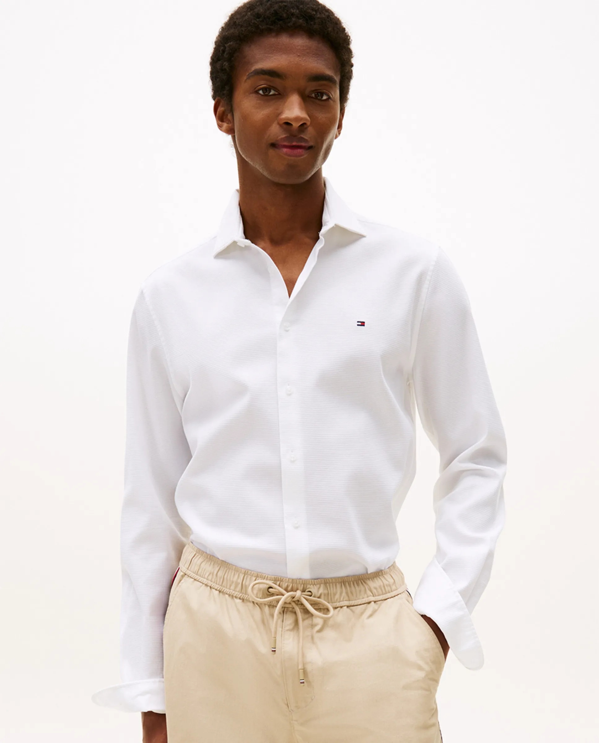 Мужская однотонная рубашка в стиле Добби Tommy Hilfiger, белый
Мужская однотонная рубашка в стиле Добби Tommy Hilfiger, белый