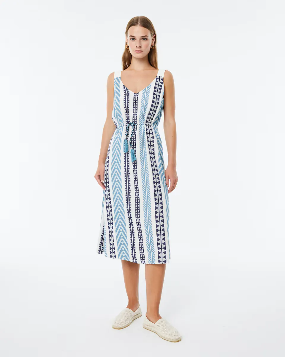 Вышитое платье без бретелек с V-образным вырезом Paz Torras, синий
Вышитое платье без бретелек с V-образным вырезом Paz Torras, синий