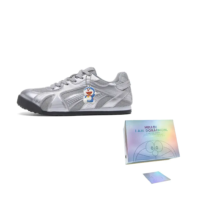 Doraemon Дораэмон Низкие повседневные кроссовки унисекс серебристые, цвет Silver 
Doraemon Дораэмон Низкие повседневные кроссовки унисекс серебристые, цвет Silver
