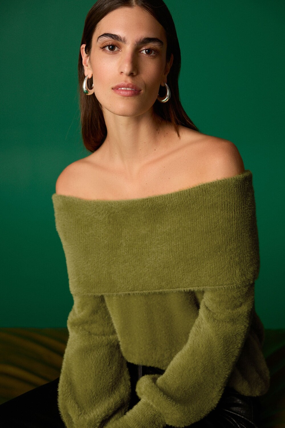 Пушистый джемпер с открытыми плечами и вырезом бардо Next, зеленый
Пушистый джемпер с открытыми плечами и вырезом бардо Next, зеленый