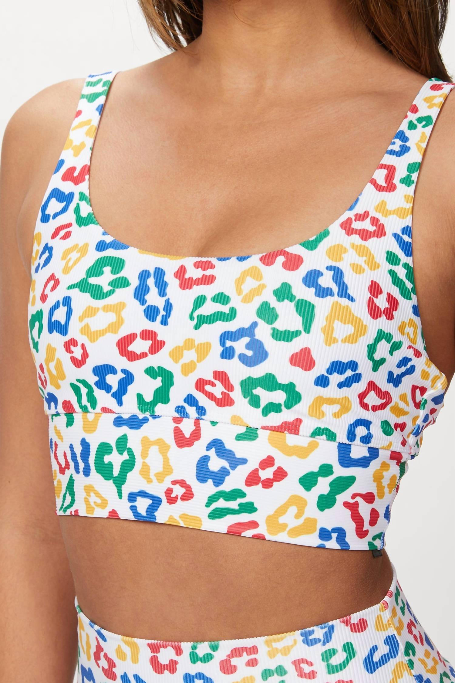 Лия Топ в основном леопардовый Beach Riot
Лия Топ в основном леопардовый Beach Riot