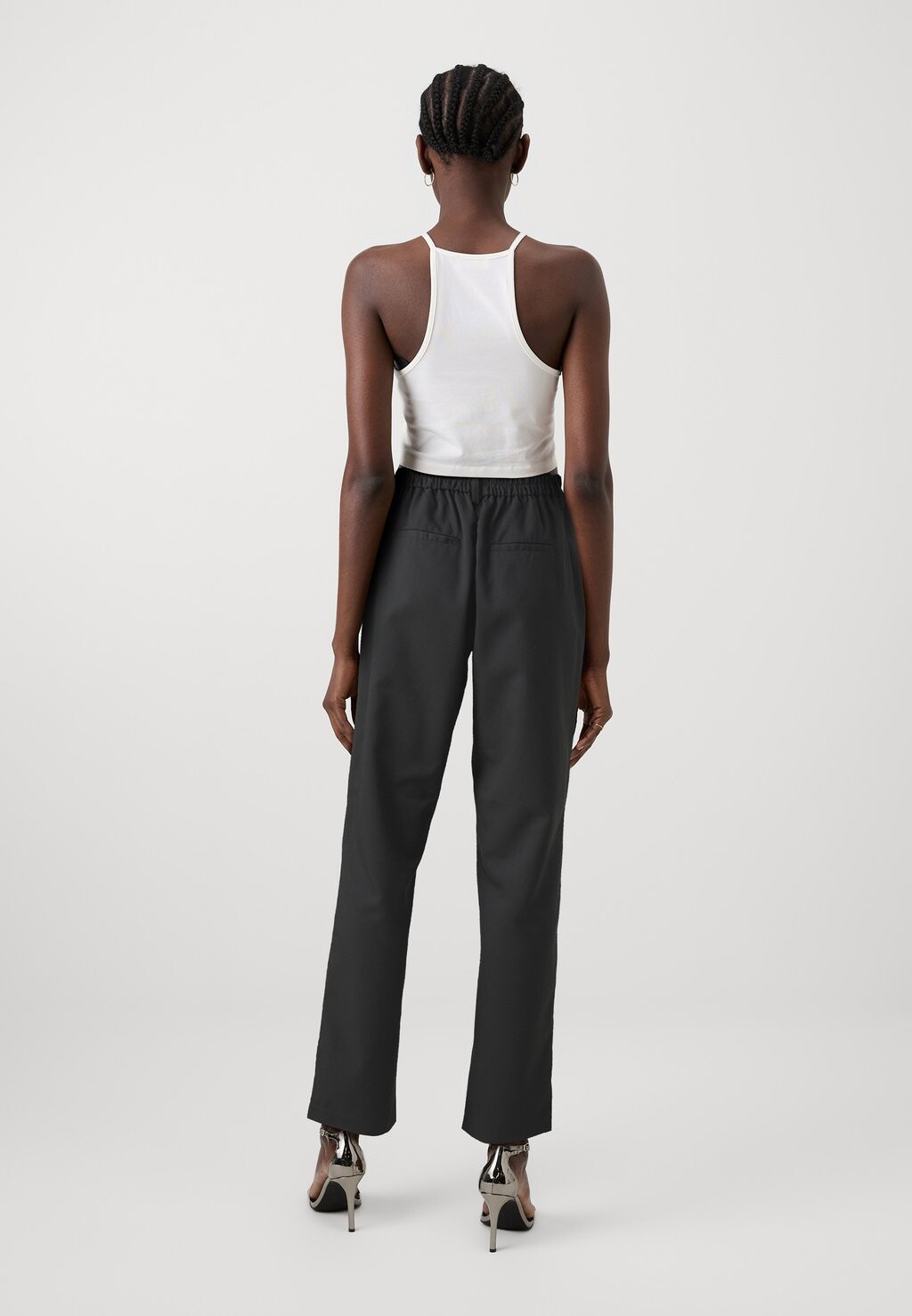 Брюки PCMOLINA PANT Pieces, черный
Брюки PCMOLINA PANT Pieces, черный