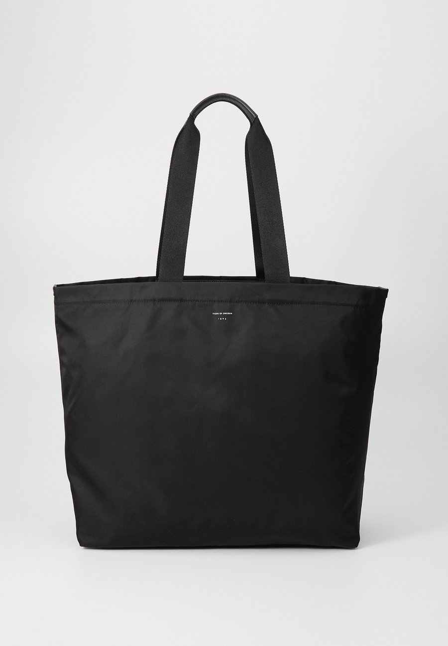 Сумка-шоппер Tiger of Sweden PERA UNISEX, Black
Сумка-шоппер Tiger of Sweden PERA UNISEX, Black