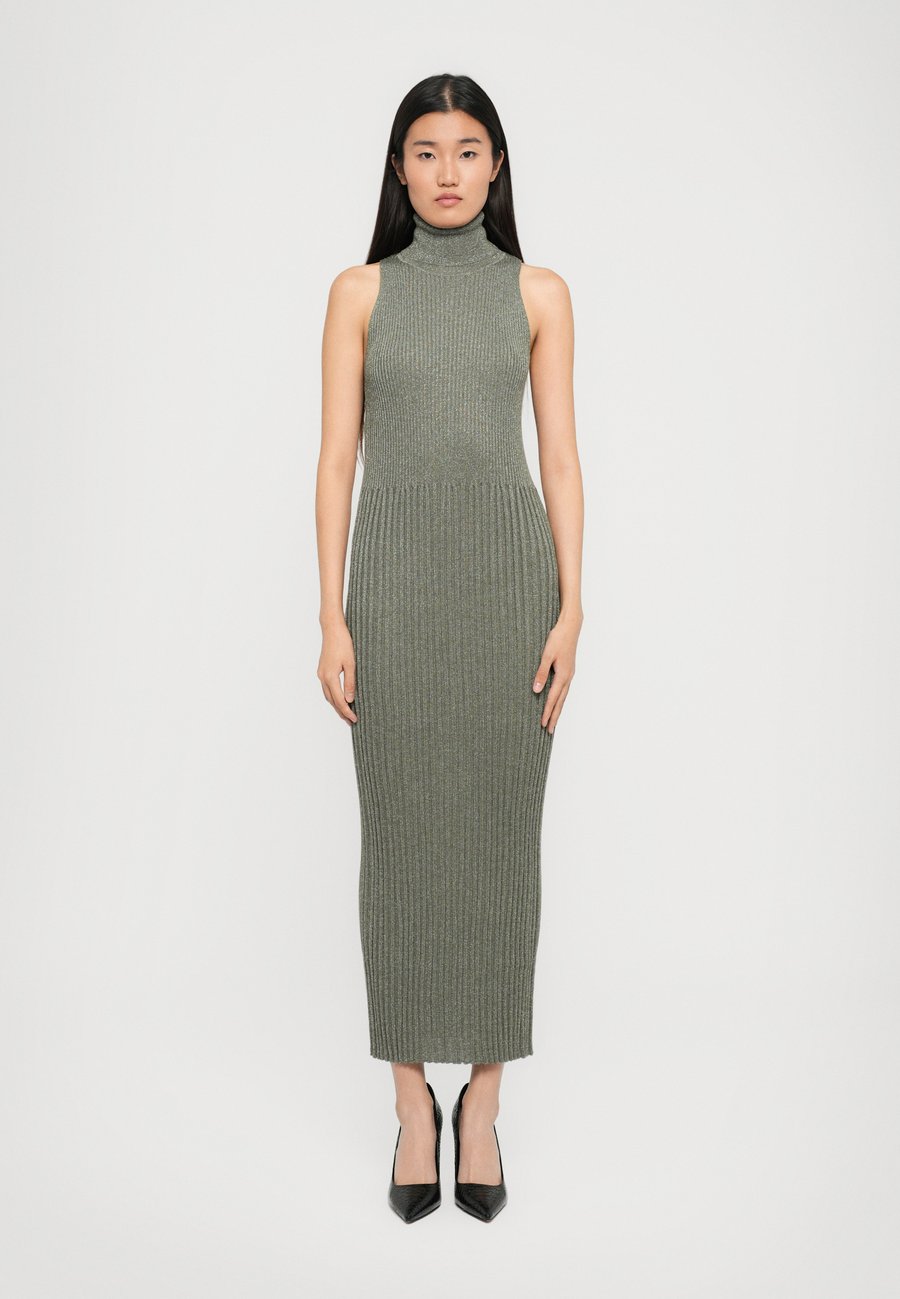 Платье MOSCHINO JEANS DRESS, Green
Платье MOSCHINO JEANS DRESS, Green