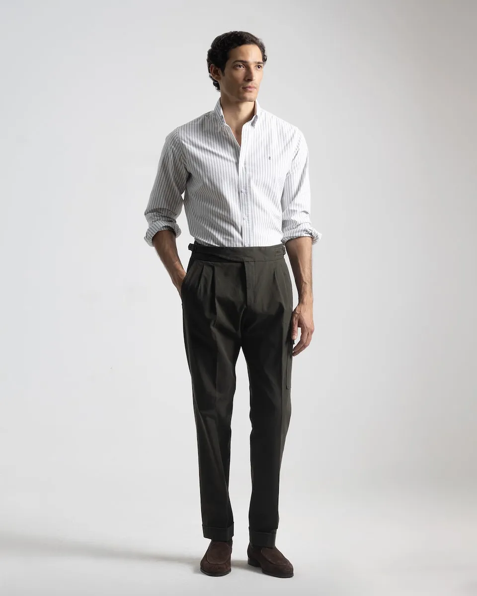 Мужские брюки-гаркха карго узкого кроя темно-зеленого цвета PuroEgo
Мужские брюки-гаркха карго узкого кроя темно-зеленого цвета PuroEgo