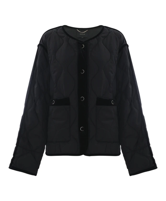 Стеганый пуховик с волнистым узором Kocca, черный
Стеганый пуховик с волнистым узором Kocca, черный