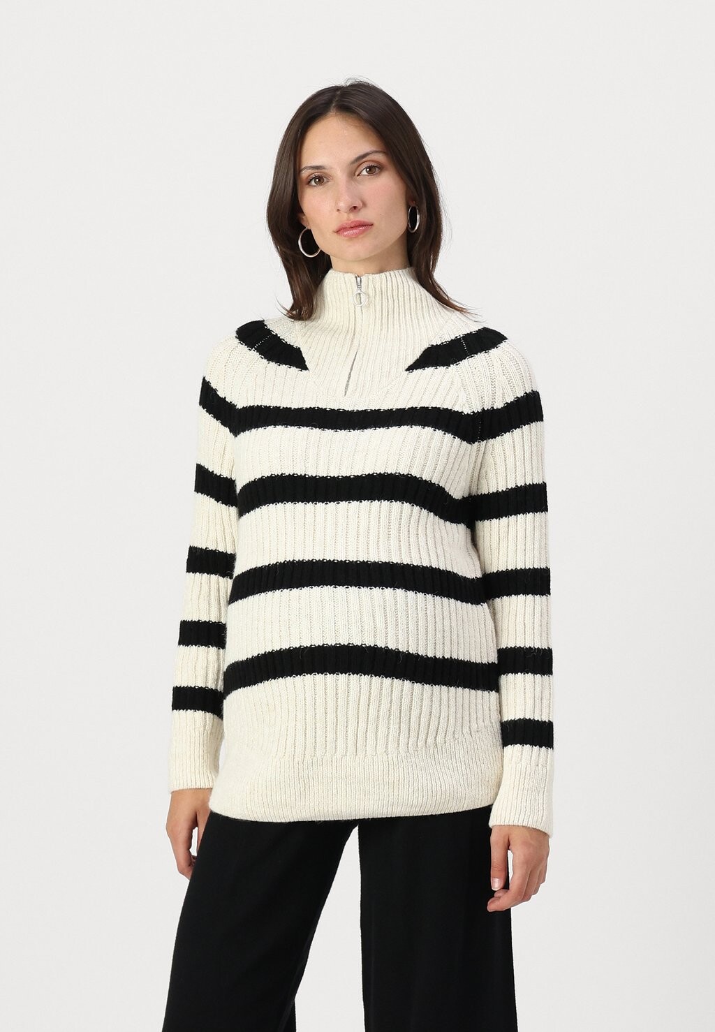 Джемпер OLMLEISE FREYA ONLY MATERNITY, песочный
Джемпер OLMLEISE FREYA ONLY MATERNITY, песочный