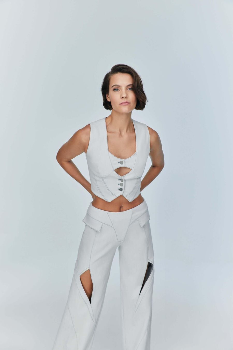 Женский джинсовый топ Myla с вырезами Jendue, Iced blue
Женский джинсовый топ Myla с вырезами Jendue, Iced blue