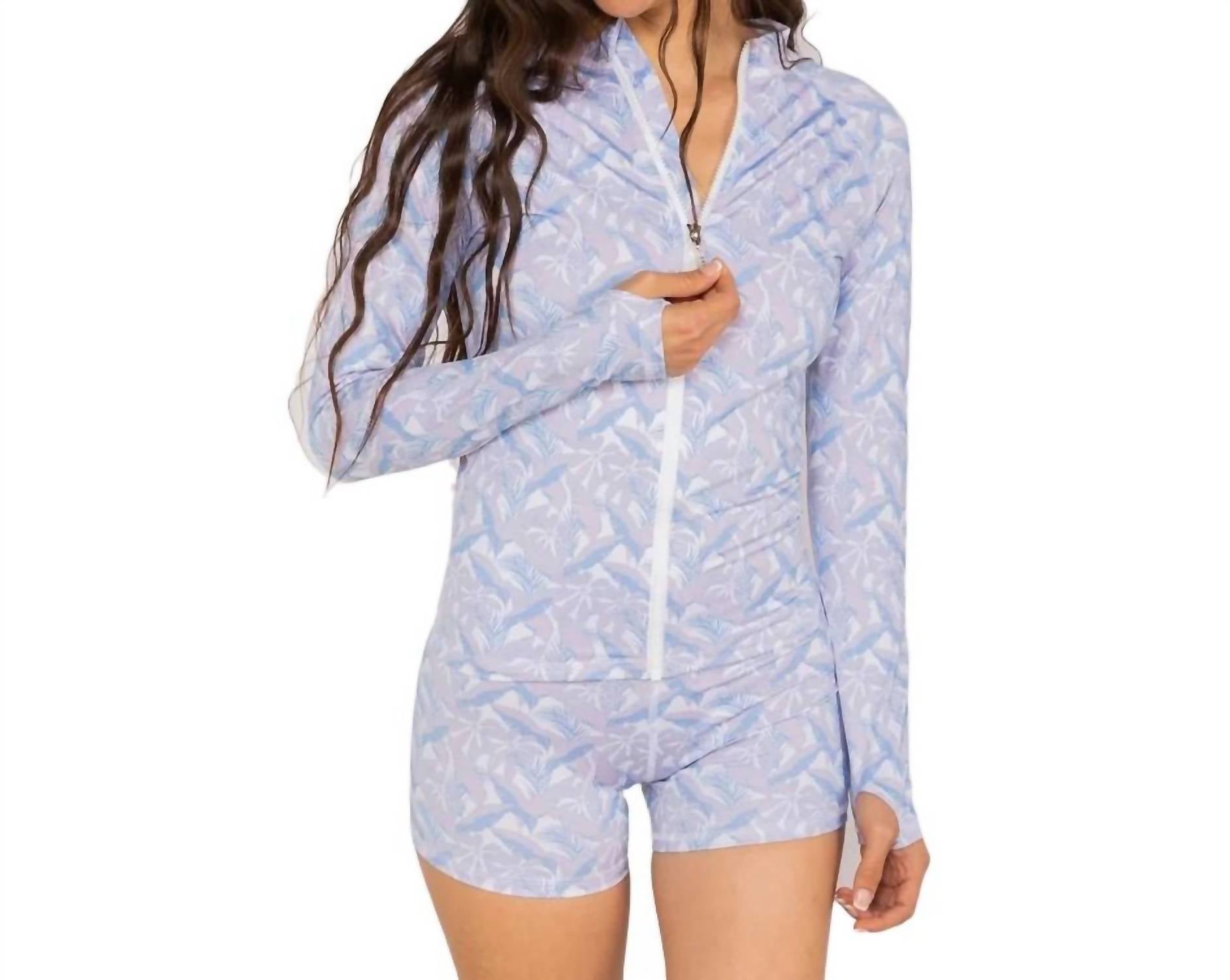 Топ Rashie на молнии в цвете Dusty Palms Reel Skipper
Топ Rashie на молнии в цвете Dusty Palms Reel Skipper