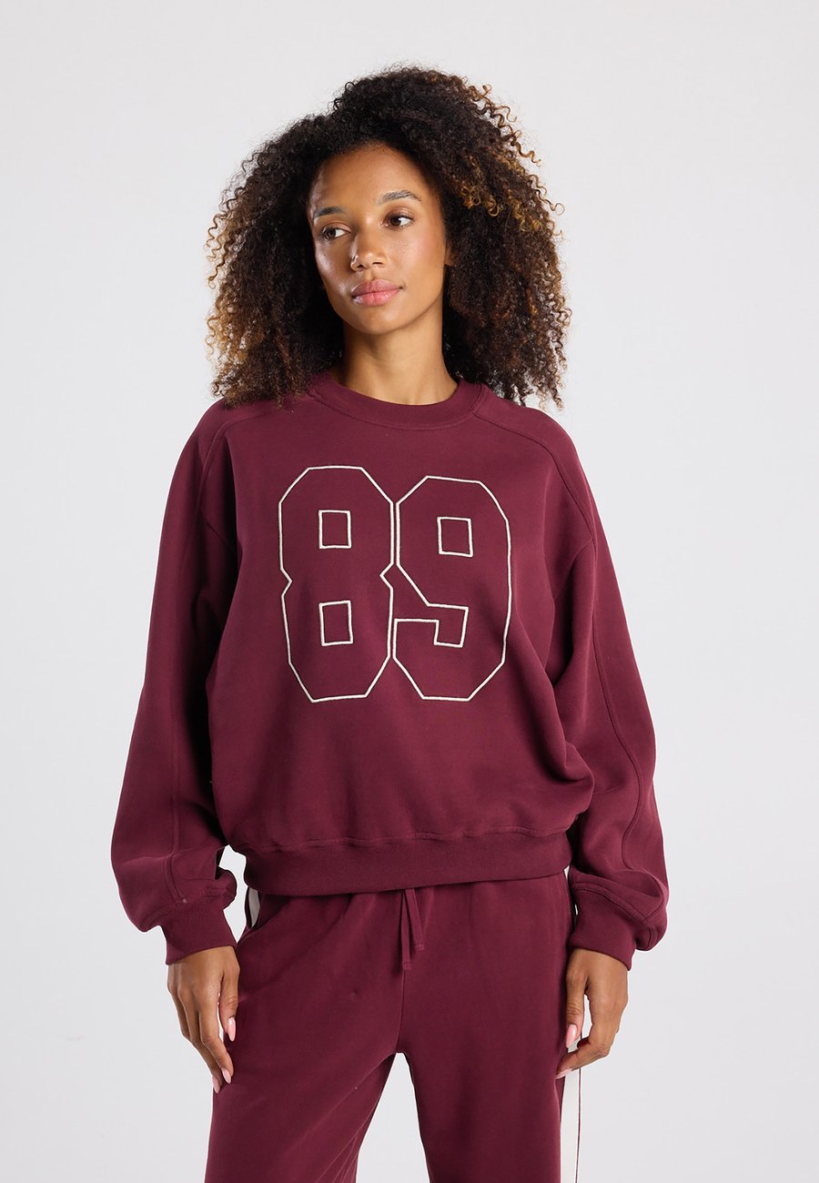 Толстовка America Today Sweatshirt, Bordeaux
Толстовка America Today Sweatshirt, Bordeaux