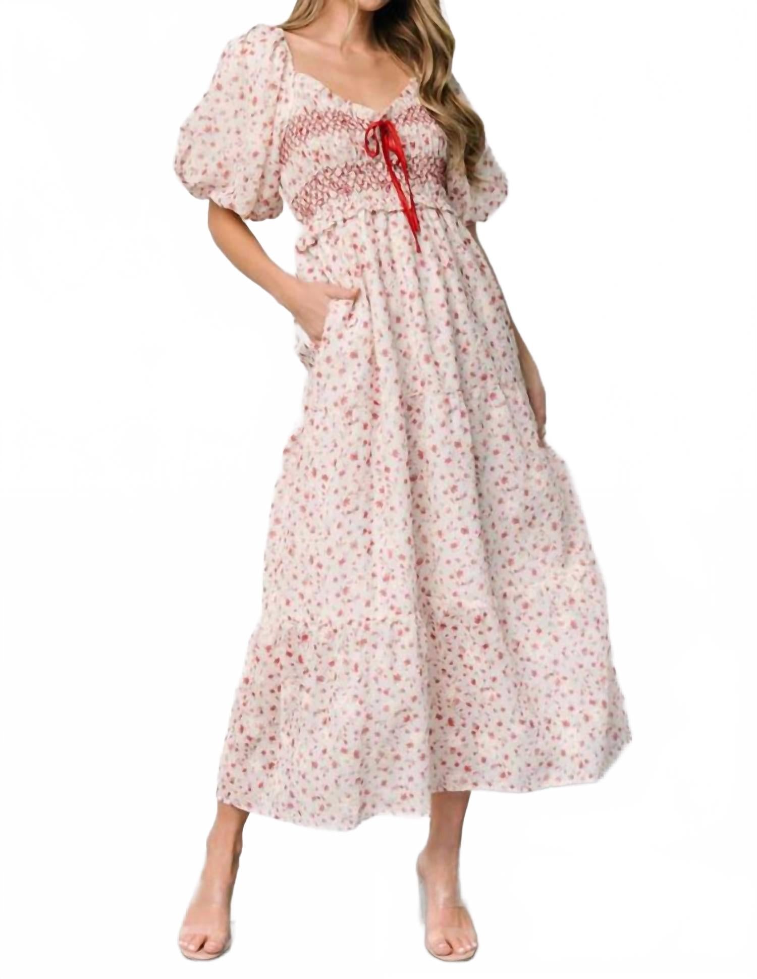 Молли Флорал Макси-платье с буфами на рукавах в кремовом цвете Baevely by Wellmade
Молли Флорал Макси-платье с буфами на рукавах в кремовом цвете Baevely by Wellmade