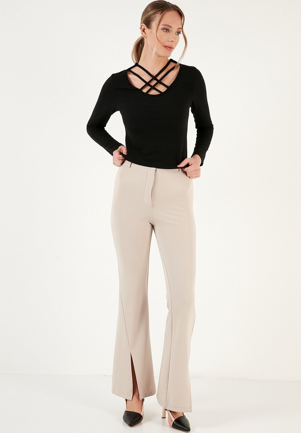 Джемпер SLIM FIT LELA, черный
Джемпер SLIM FIT LELA, черный