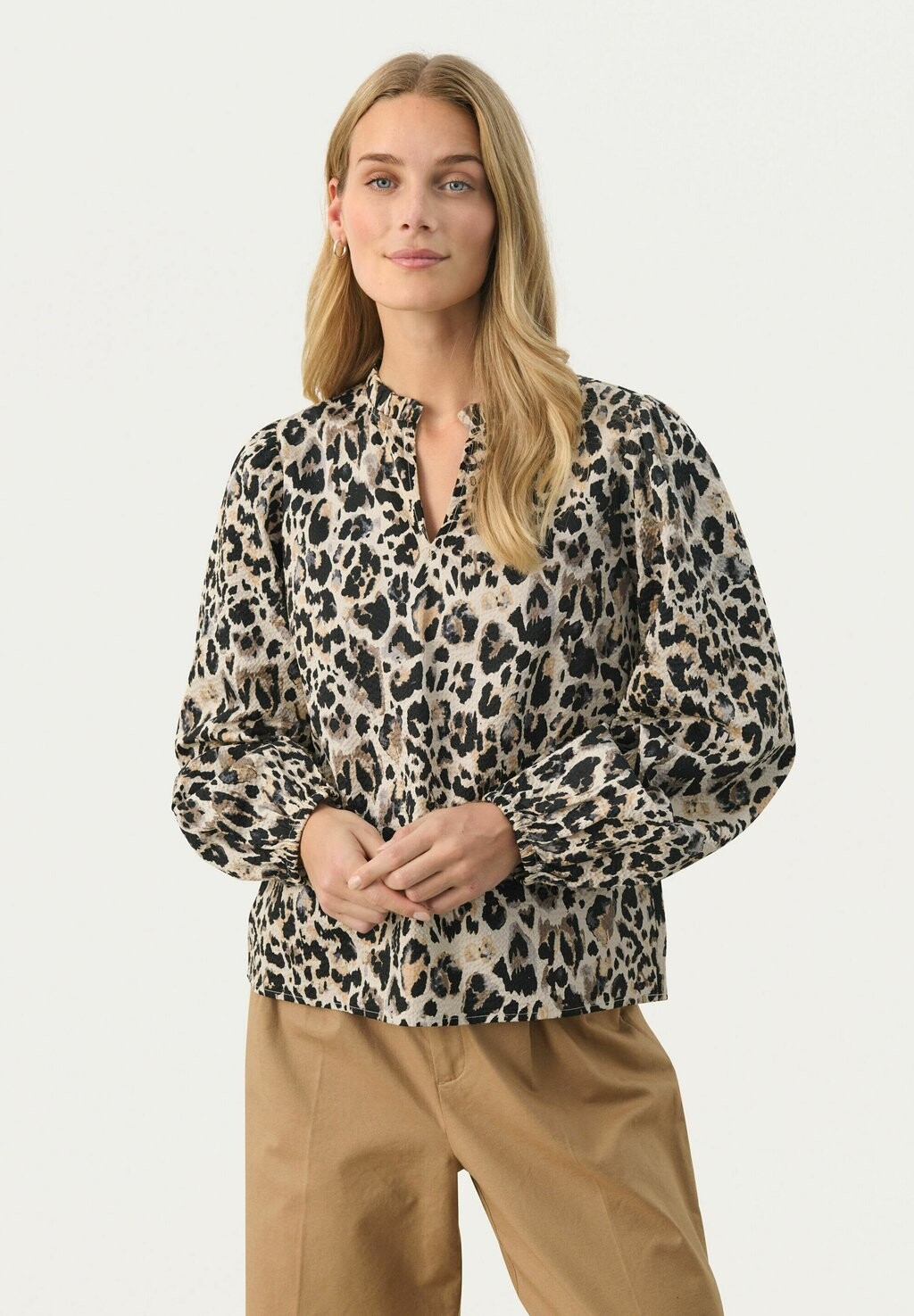 Блуза EIMY Part Two, молочный
Блуза EIMY Part Two, молочный