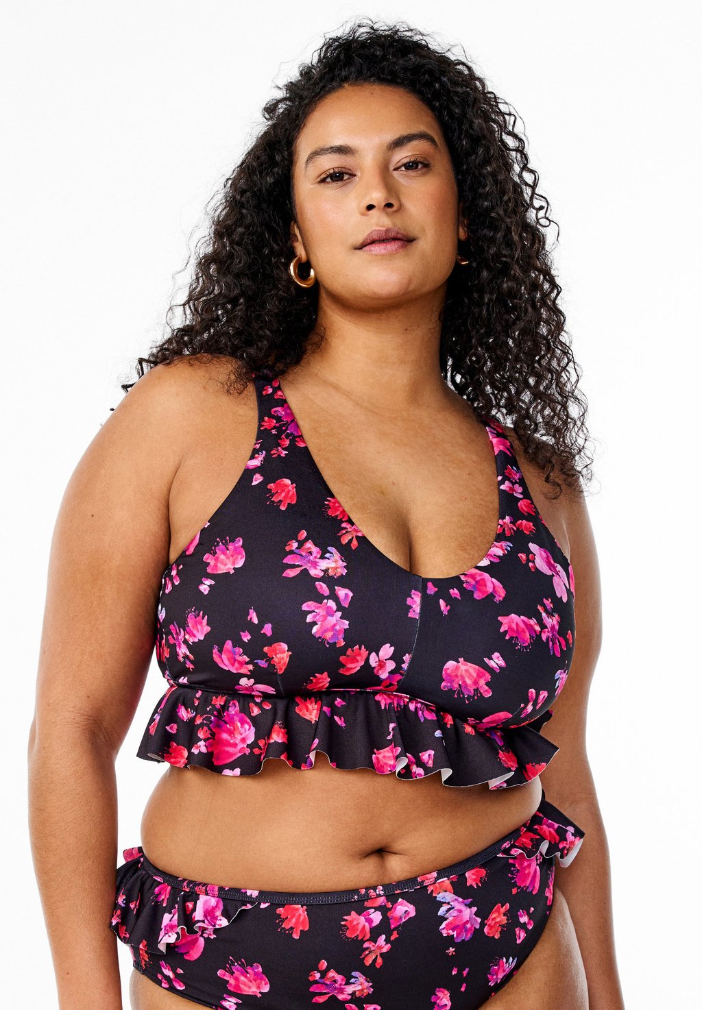 Верх бикини GEBLÜMTES MIT RÜSCHENBESATZ Zizzi, розовый
Верх бикини GEBLÜMTES MIT RÜSCHENBESATZ Zizzi, розовый