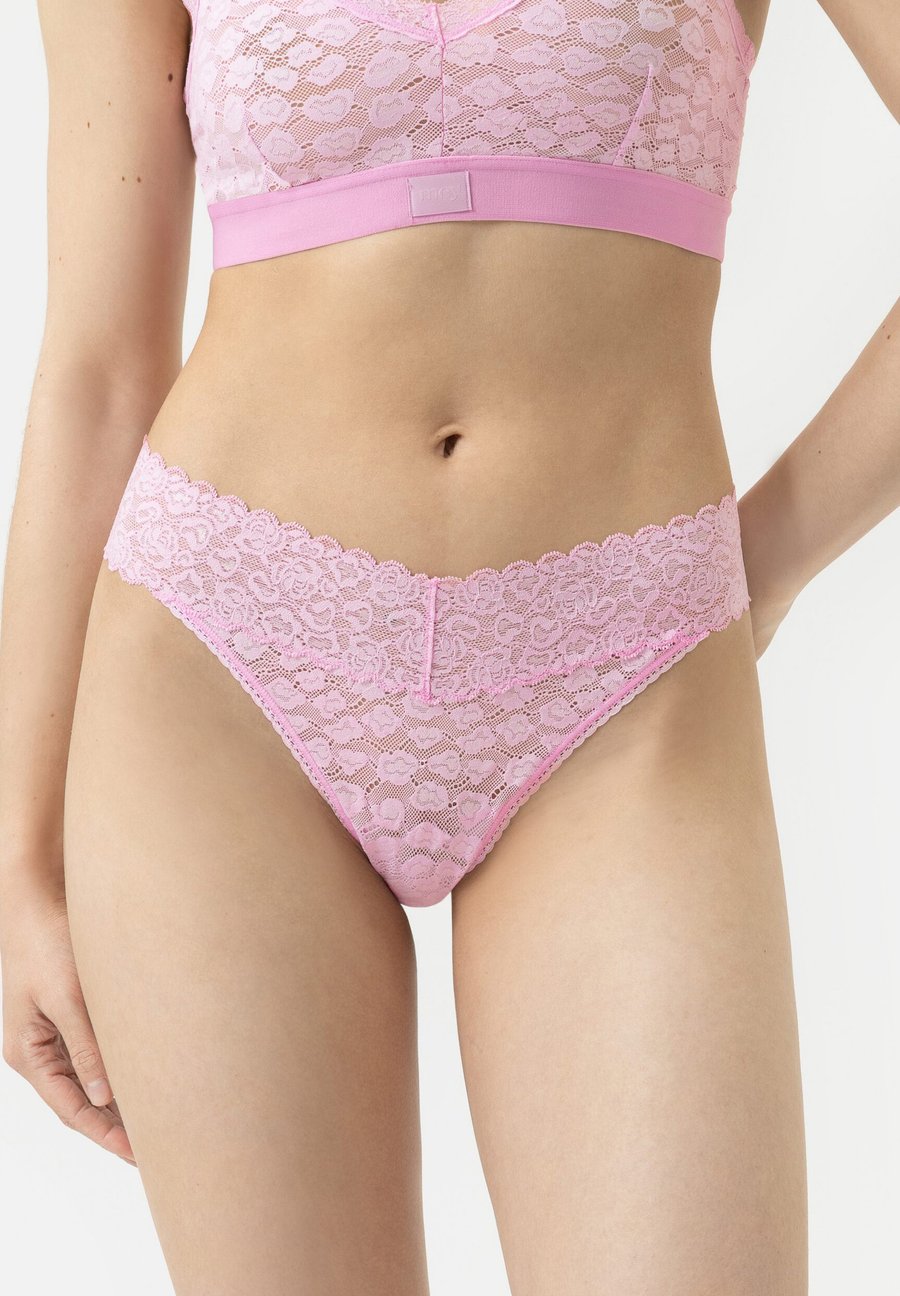 Трусы mey SERIE SAVAGE, Soft Pink/Pink
Трусы mey SERIE SAVAGE, Soft Pink/Pink