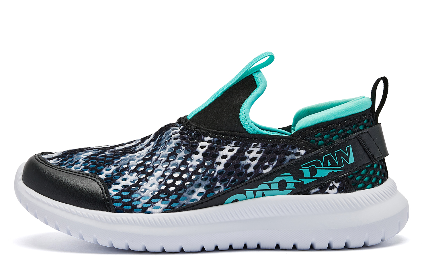 Низкие детские кроссовки для бега QIAODAN, черный
Низкие детские кроссовки для бега QIAODAN, черный