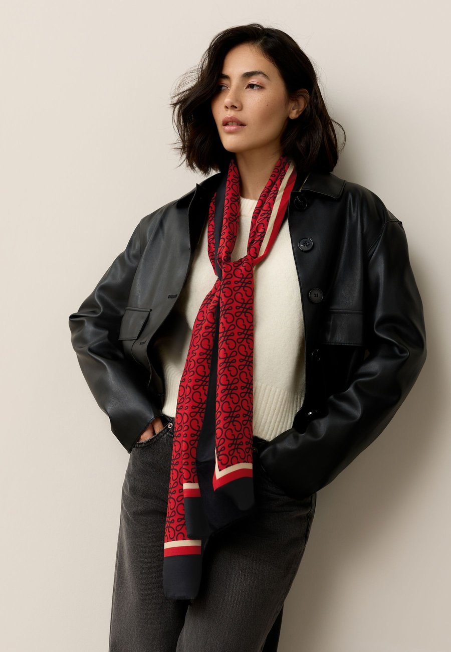 Шарф Next Scarf, Red Black Swirl/Red
Шарф Next Scarf, Red Black Swirl/Red