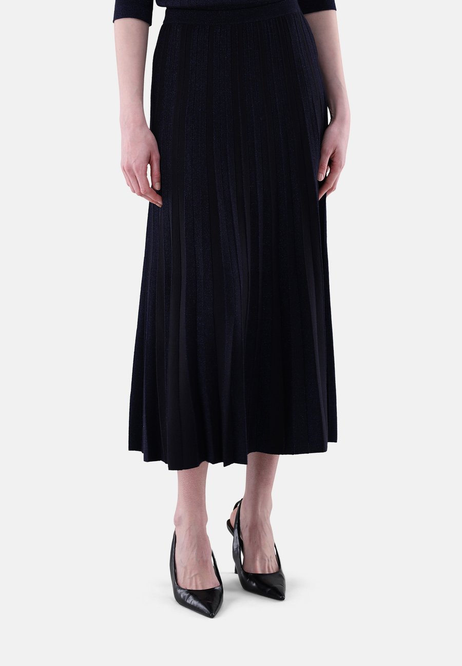 Юбка van Laack Pleated skirt, Dark Blue
Юбка van Laack Pleated skirt, Dark Blue