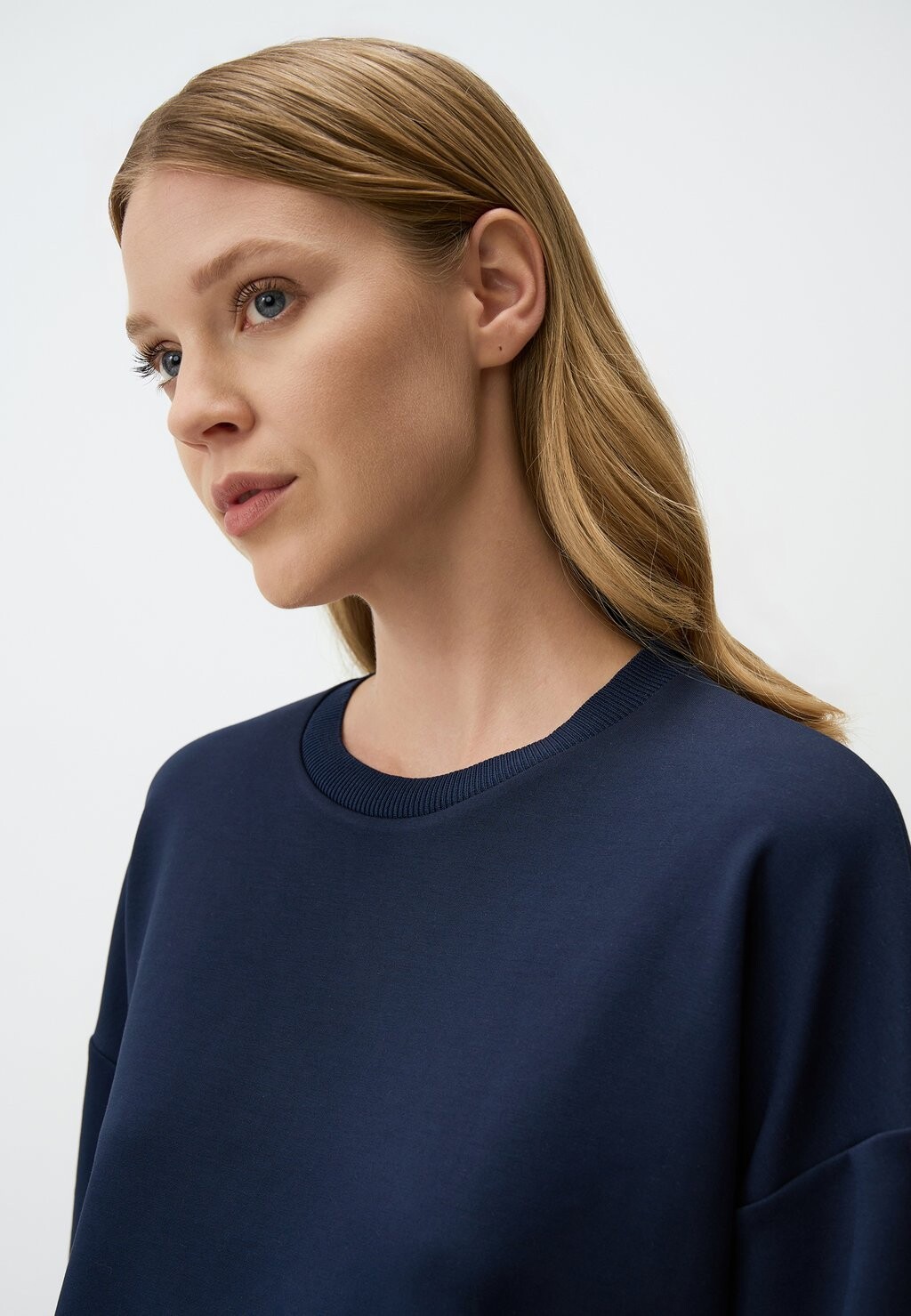 Толстовка CREW NECK LONG SLEEVED Jimmy Key, темно-синий
Толстовка CREW NECK LONG SLEEVED Jimmy Key, темно-синий