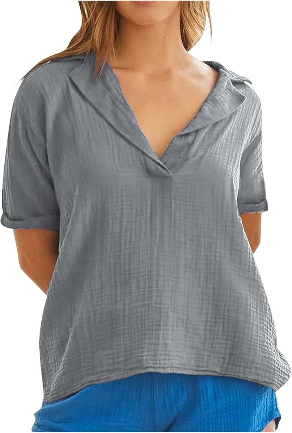 Женская футболка с V-образным вырезом и коротким рукавом AKTCVVJ
Женская футболка с V-образным вырезом и коротким рукавом AKTCVVJ