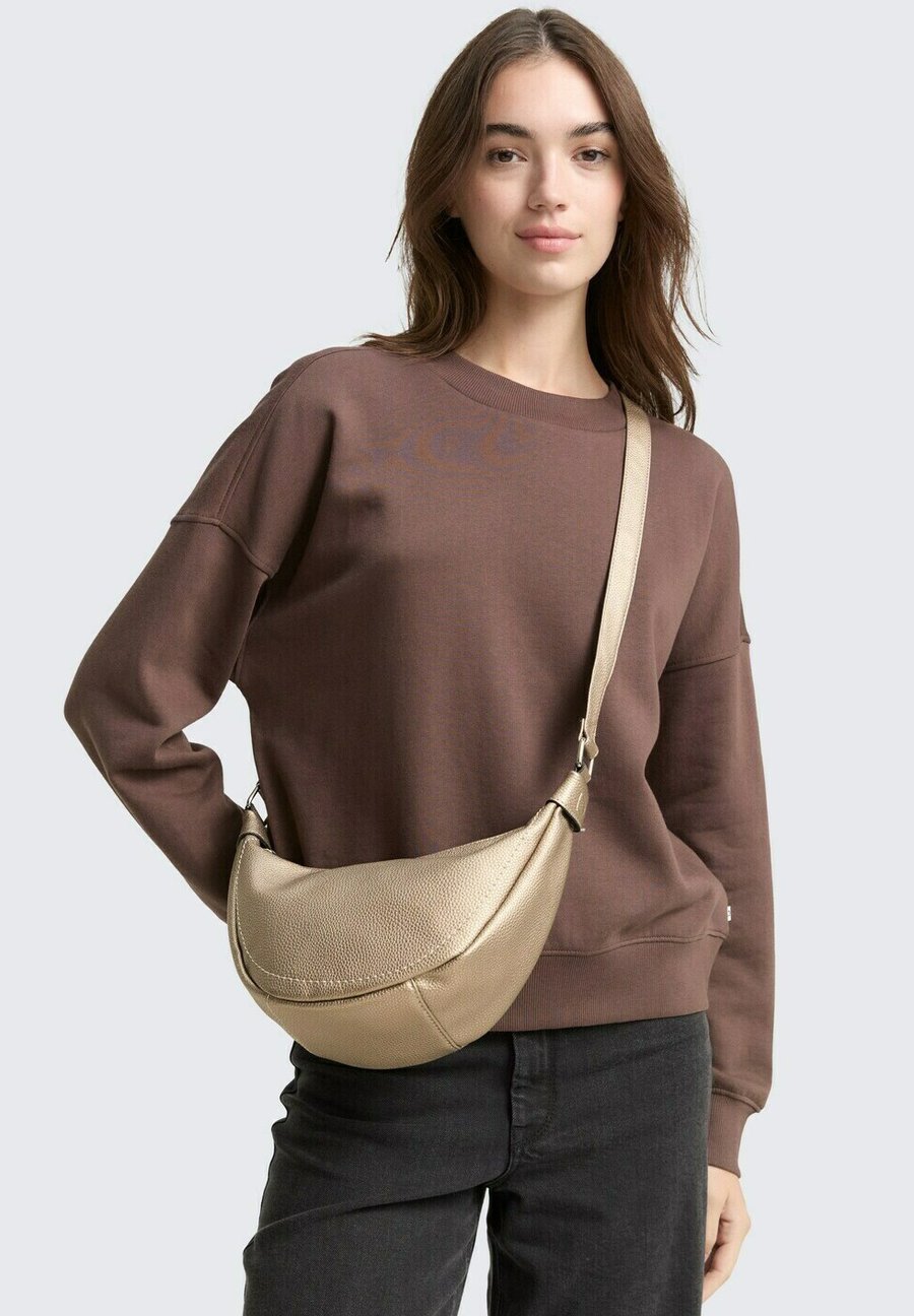 Сумка кросс-боди TOM TAILOR DENIM Cross body bag, Bronze Bronze/Bronze
Сумка кросс-боди TOM TAILOR DENIM Cross body bag, Bronze Bronze/Bronze