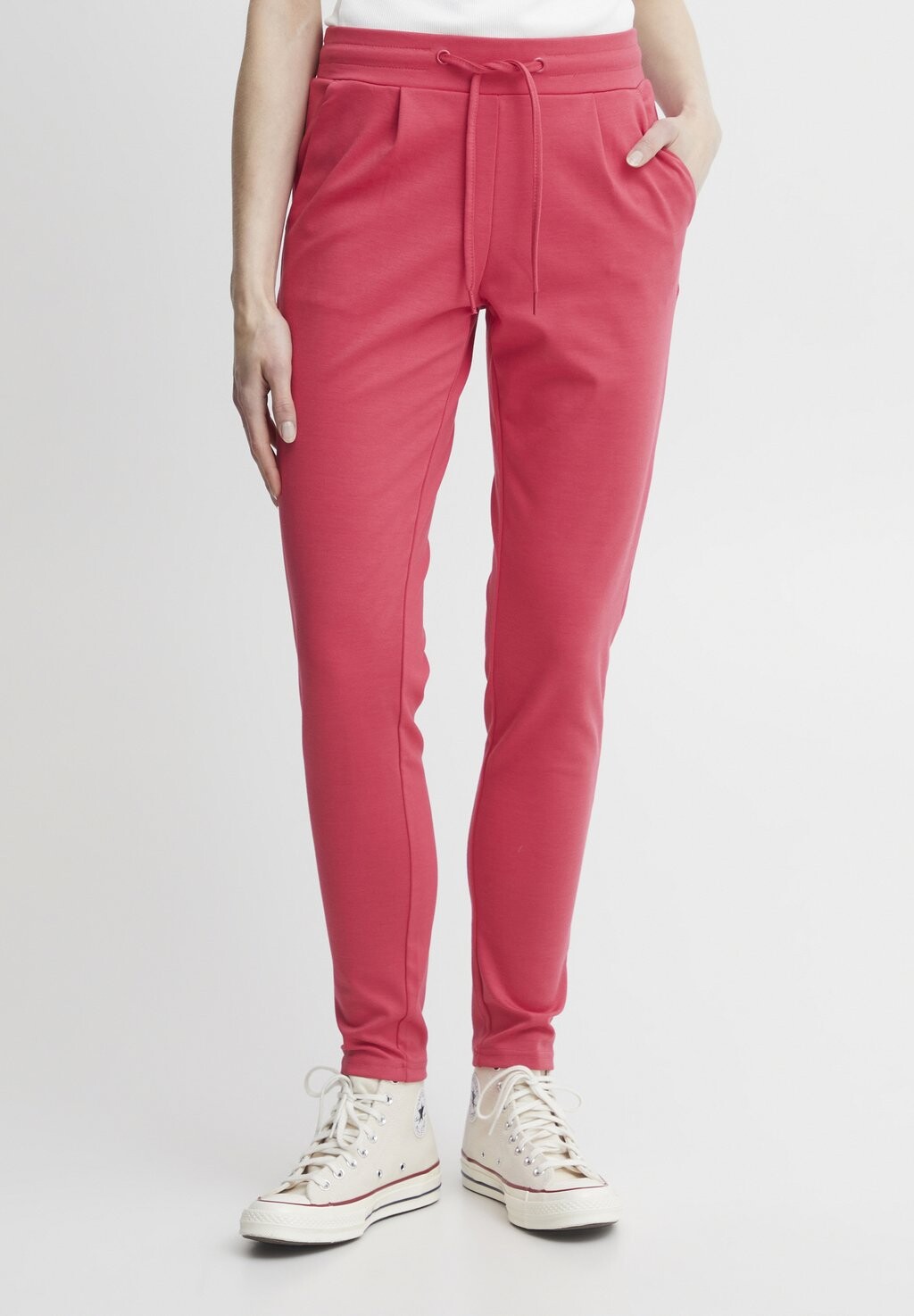 Спортивные штаны KATE ICHI, цвет raspberry wine
Спортивные штаны KATE ICHI, цвет raspberry wine