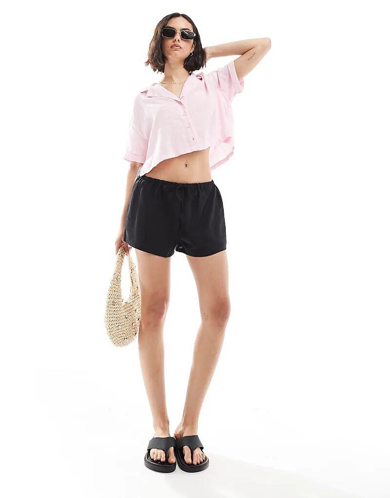 Шорты Stradivarius из льняной смеси с завязкой, черного цвета
Шорты Stradivarius из льняной смеси с завязкой, черного цвета