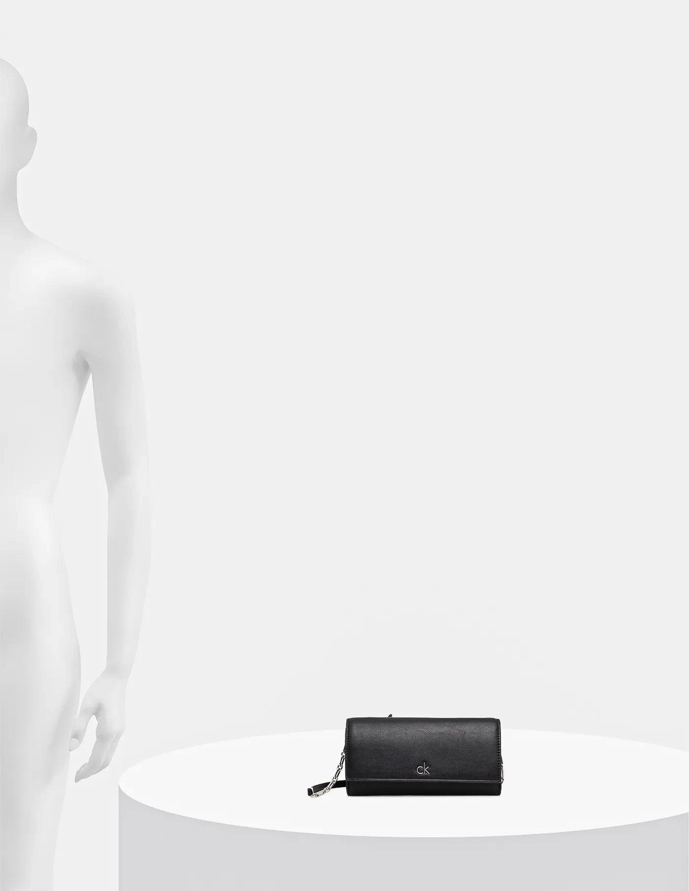 Сумочка Calvin Klein, черный
Сумочка Calvin Klein, черный