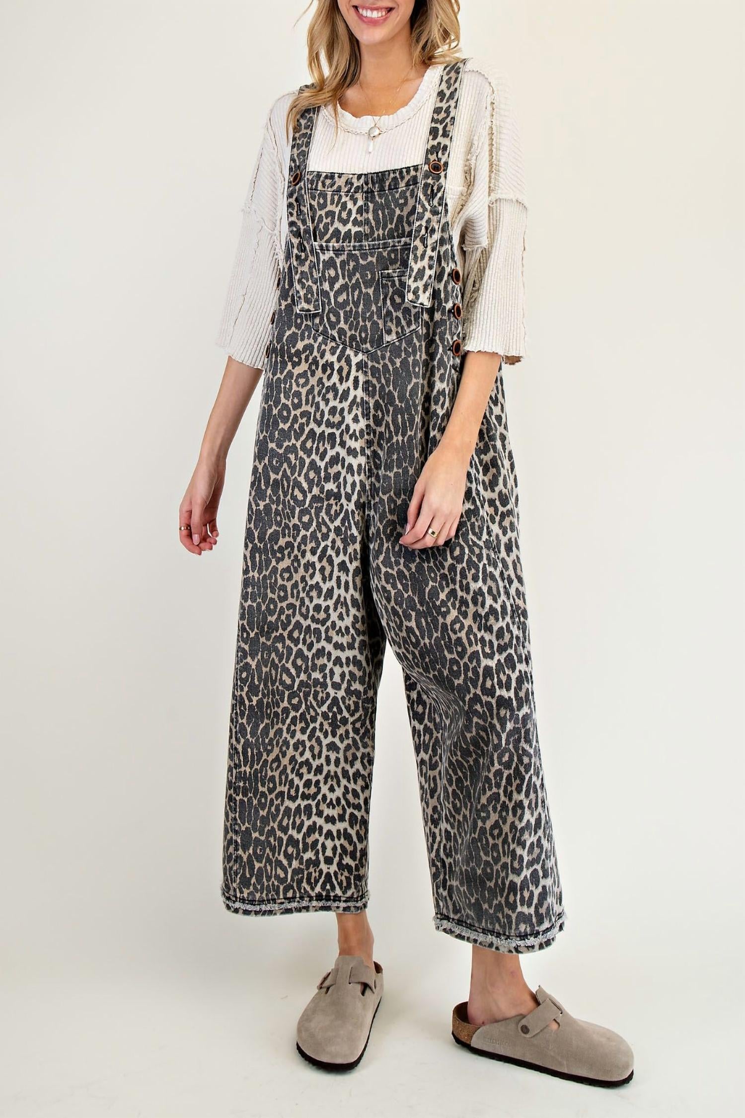 Комбинезон из выстиранной джинсовой ткани Easel, серый
Комбинезон из выстиранной джинсовой ткани Easel, серый