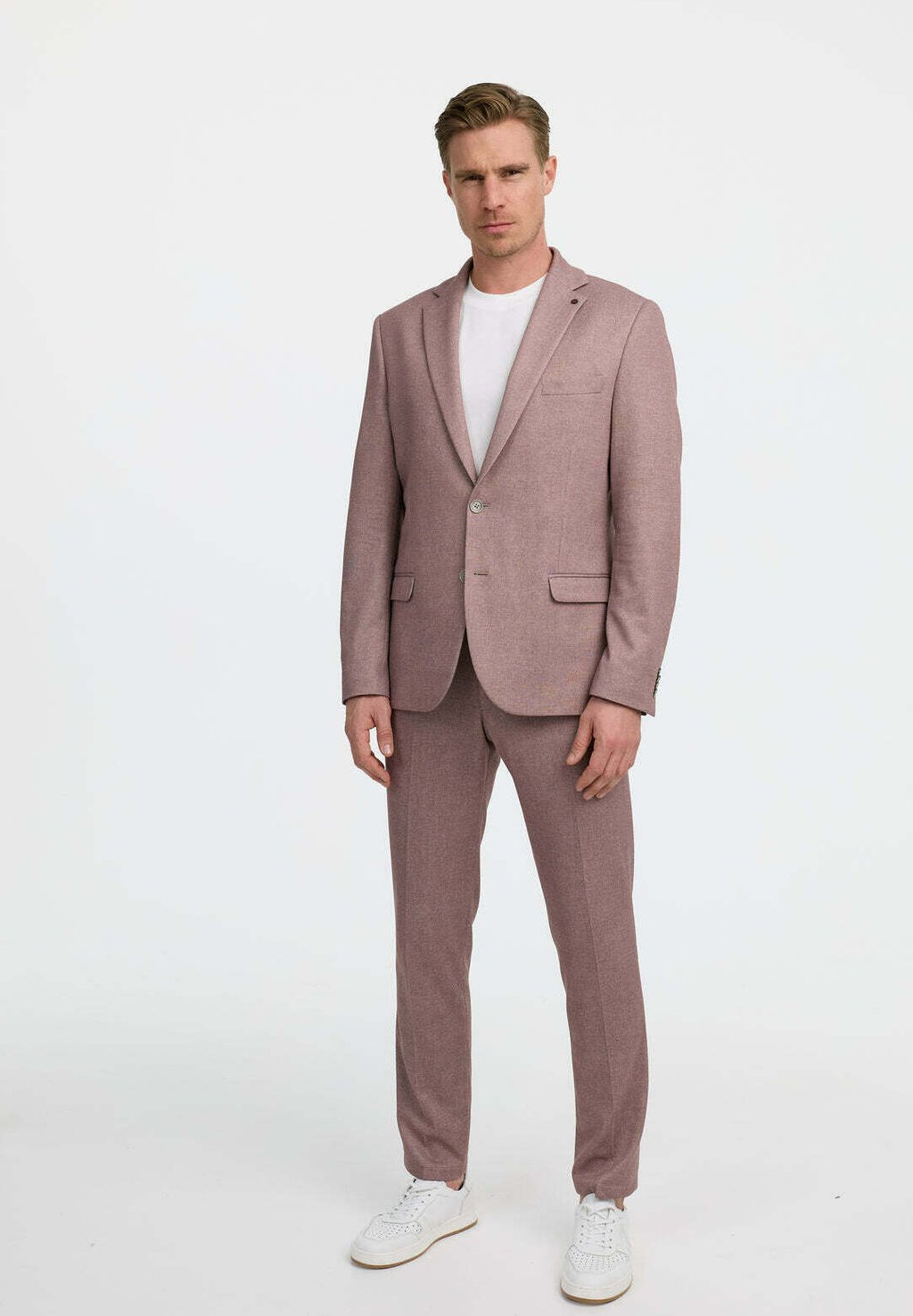Пиджак-блейзер DINICK - Suit jacket Zuitable, красный
Пиджак-блейзер DINICK - Suit jacket Zuitable, красный