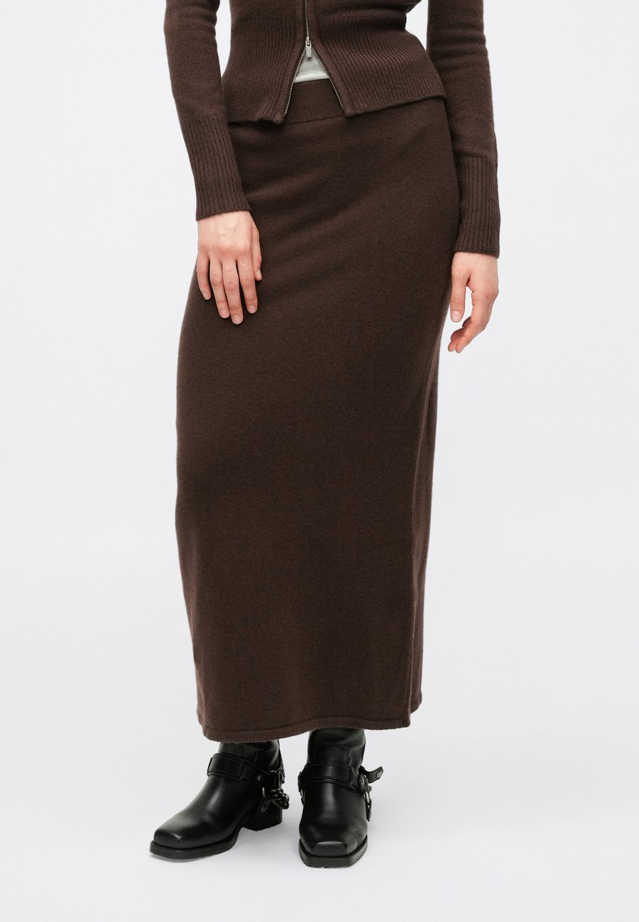 Юбка Holzweiler SKIRT, Dark Brown
Юбка Holzweiler SKIRT, Dark Brown