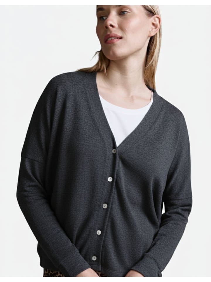 Кардиган в черном меланже Cotton Candy
Кардиган в черном меланже Cotton Candy