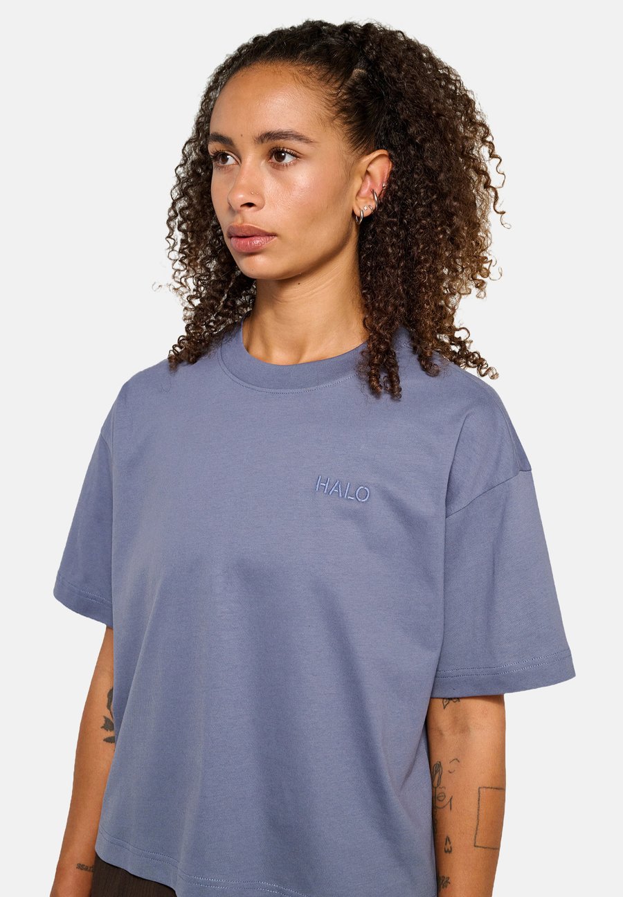 Футболка HALO LOGO, Grisaille/Grey, Серый, Футболка HALO LOGO, Grisaille/Grey
Футболка HALO LOGO, Grisaille/Grey, Серый, Футболка HALO LOGO, Grisaille/Grey