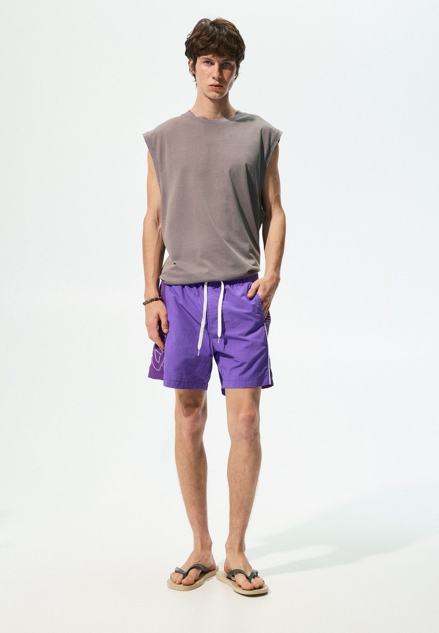 Шорты для плавания PULL&BEAR STWD, Purple
Шорты для плавания PULL&BEAR STWD, Purple