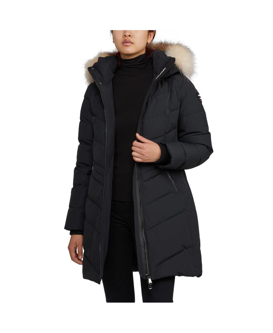Женская пуховая куртка January Down Chevron с отстегивающимся капюшоном и искусственным мехом PAJAR, Black
Женская пуховая куртка January Down Chevron с отстегивающимся капюшоном и искусственным мехом PAJAR, Black