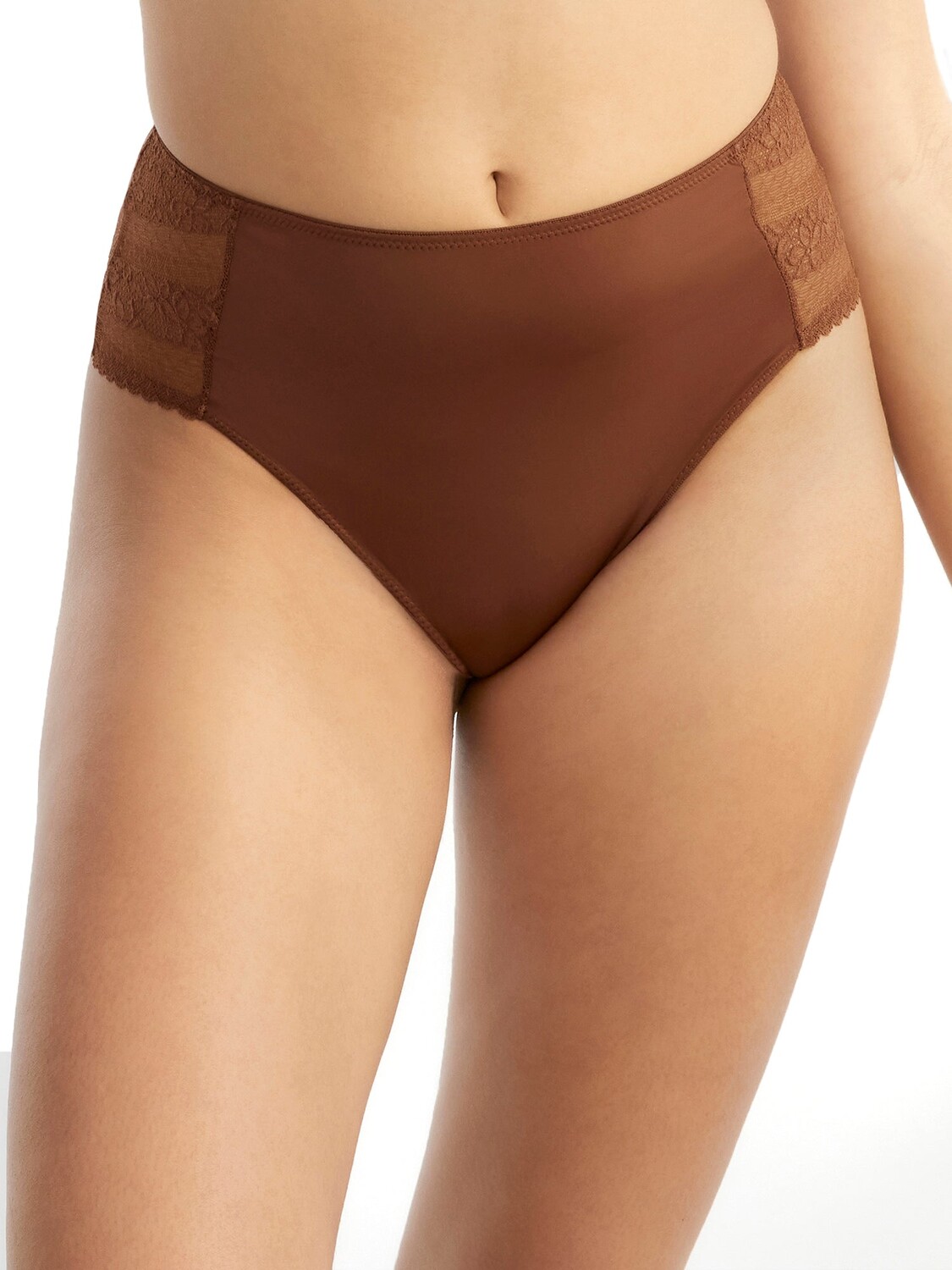 Женские кружевные трусы с высоким вырезом Bare на каждый день, цвет Coco
Женские кружевные трусы с высоким вырезом Bare на каждый день, цвет Coco