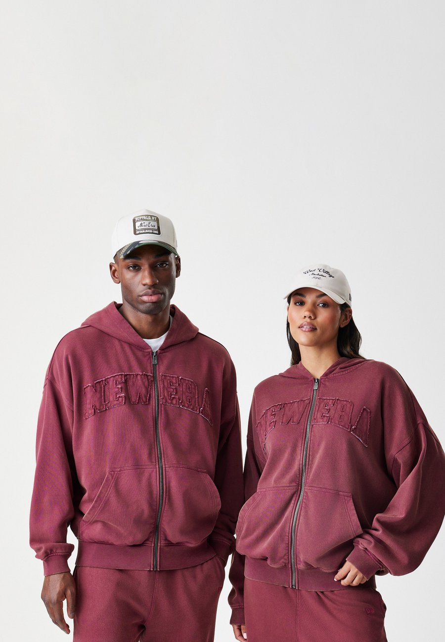 Худи New Era HOODIE UNISEX, Bordeaux/Red
Худи New Era HOODIE UNISEX, Bordeaux/Red