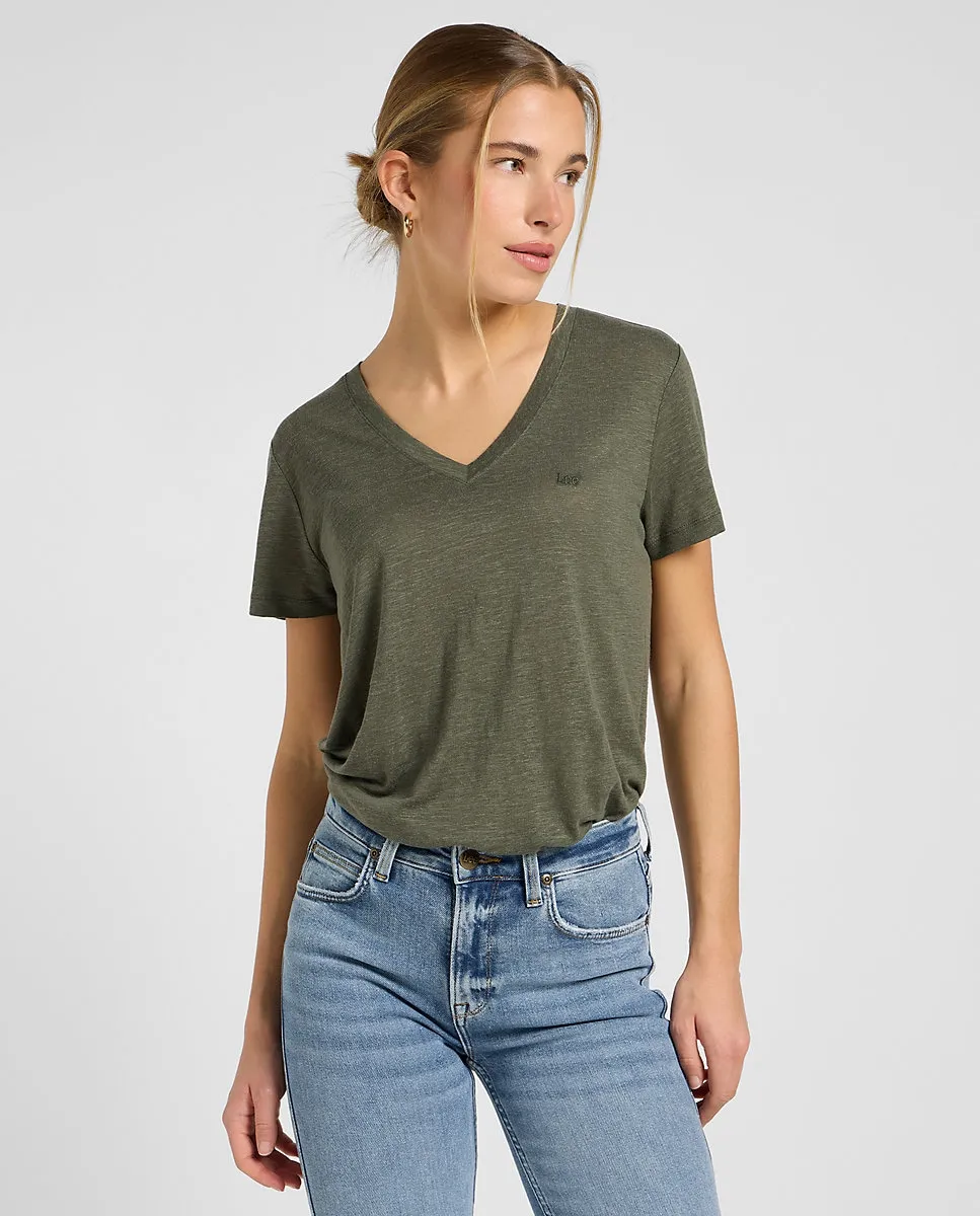 Женская футболка с V-образным вырезом и коротким рукавом Lee, военный зеленый
Женская футболка с V-образным вырезом и коротким рукавом Lee, военный зеленый
