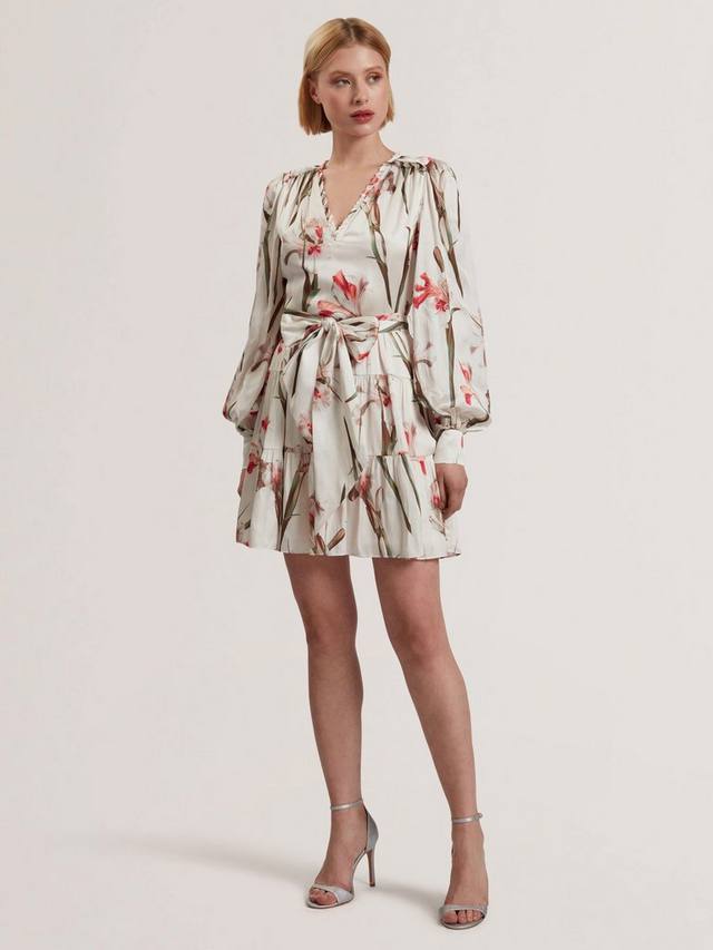 Легкомысленное мини-платье из атласа cuiaba с цветочным рисунком Ted Baker, разноцветный
Легкомысленное мини-платье из атласа cuiaba с цветочным рисунком Ted Baker, разноцветный