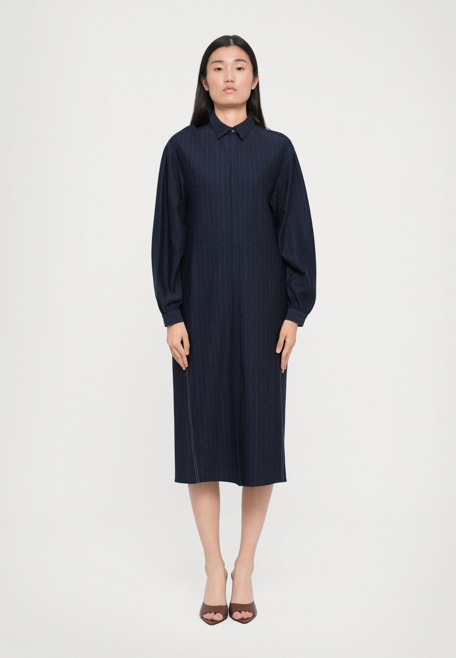 Платье MM by MaxMara DOMIZIA, Blu Notte/Dark Blue
Платье MM by MaxMara DOMIZIA, Blu Notte/Dark Blue