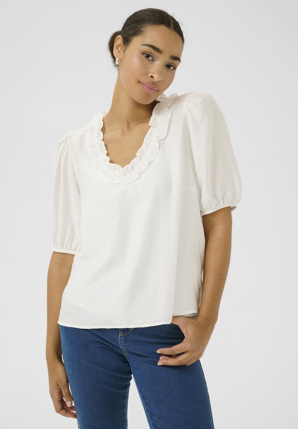 Блуза KAMARIANA Kaffe, слоновая кость
Блуза KAMARIANA Kaffe, слоновая кость