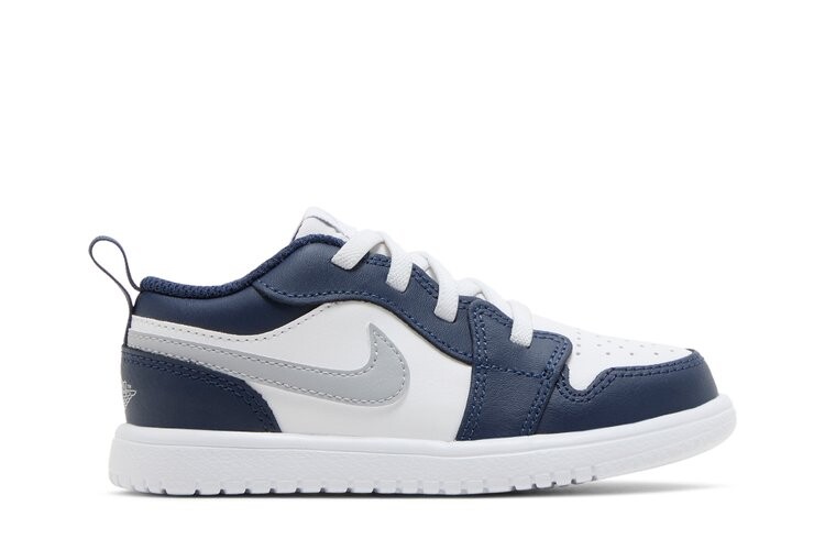 Кроссовки Air Jordan 1 Low ALT TD, цвет Midnight Navy Wolf Grey
Кроссовки Air Jordan 1 Low ALT TD, цвет Midnight Navy Wolf Grey