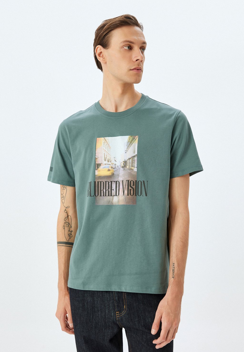 Футболка с принтом Koton, зеленый
Футболка с принтом Koton, зеленый