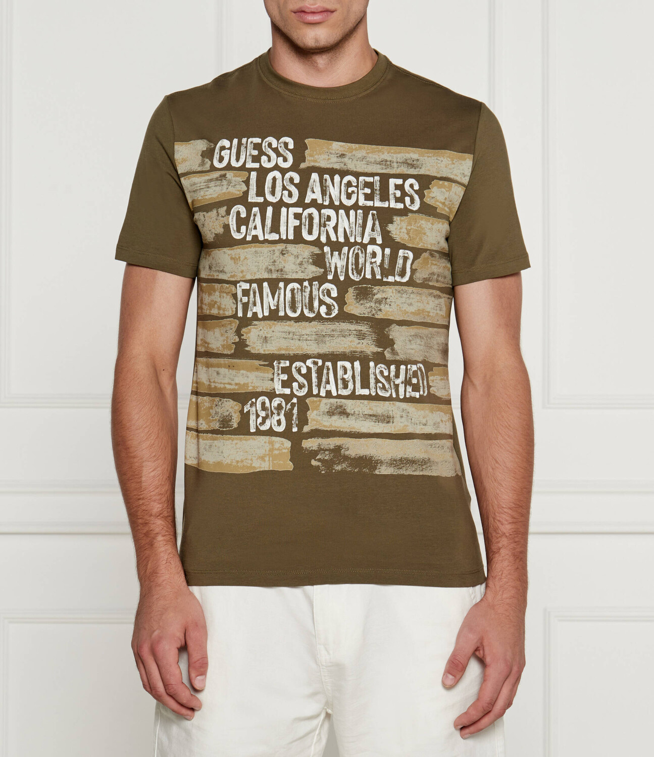 Футболка GUESS WORLD FAMOUS Slim Fit, цвет cachi
Футболка GUESS WORLD FAMOUS Slim Fit, цвет cachi