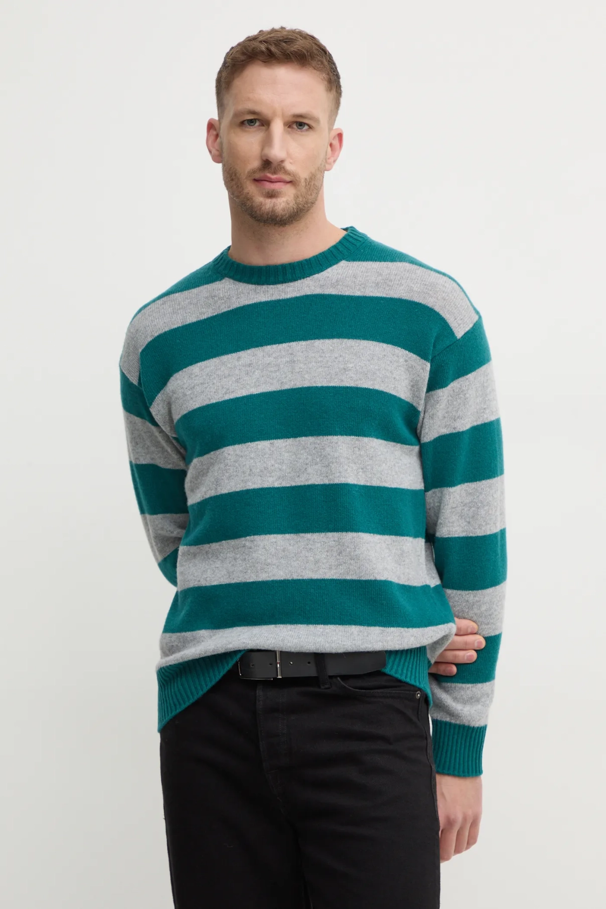 Шерстяной свитер United Colors of Benetton, серый
Шерстяной свитер United Colors of Benetton, серый