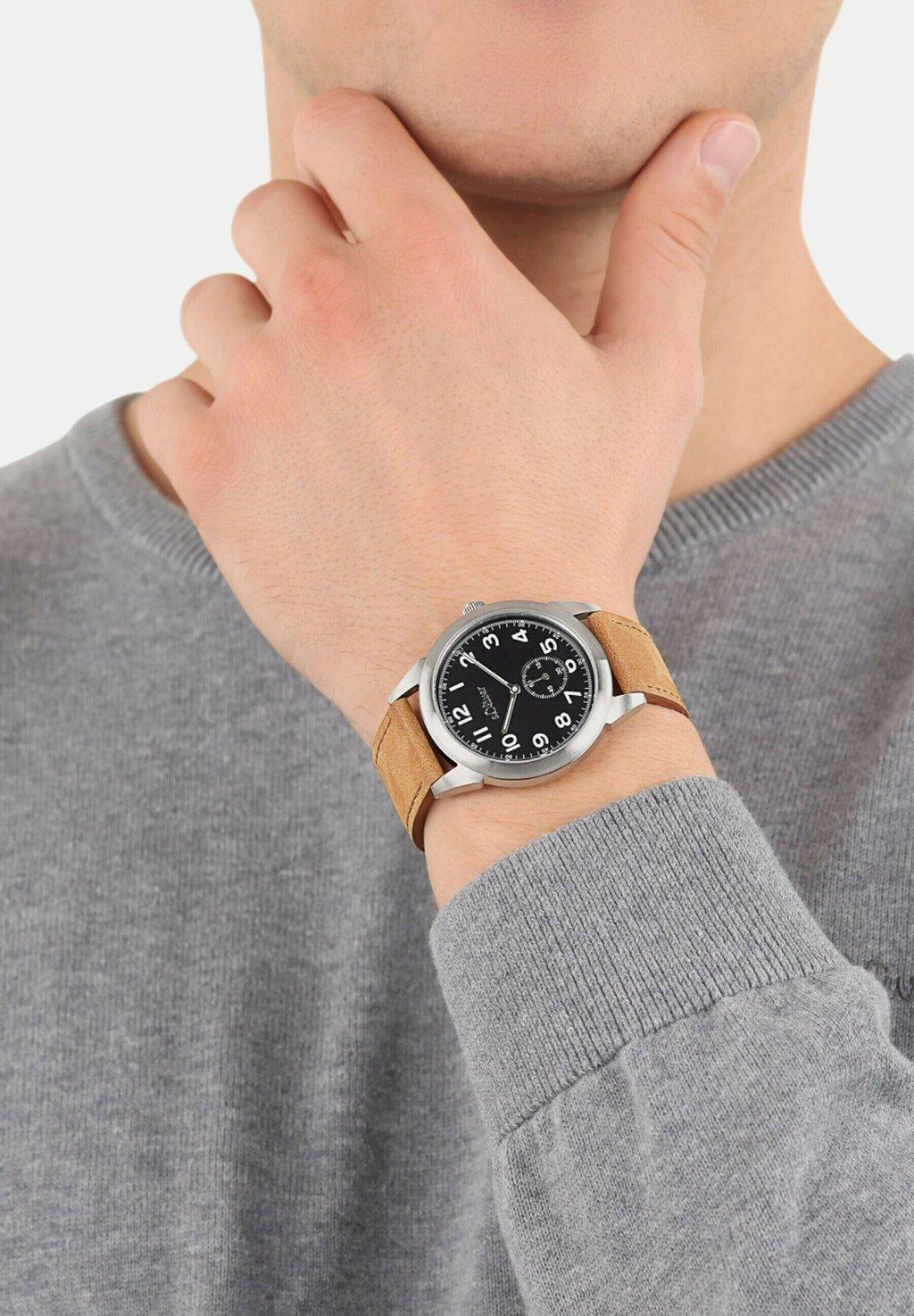 Часы с хронографом s.Oliver, коричневый
Часы с хронографом s.Oliver, коричневый