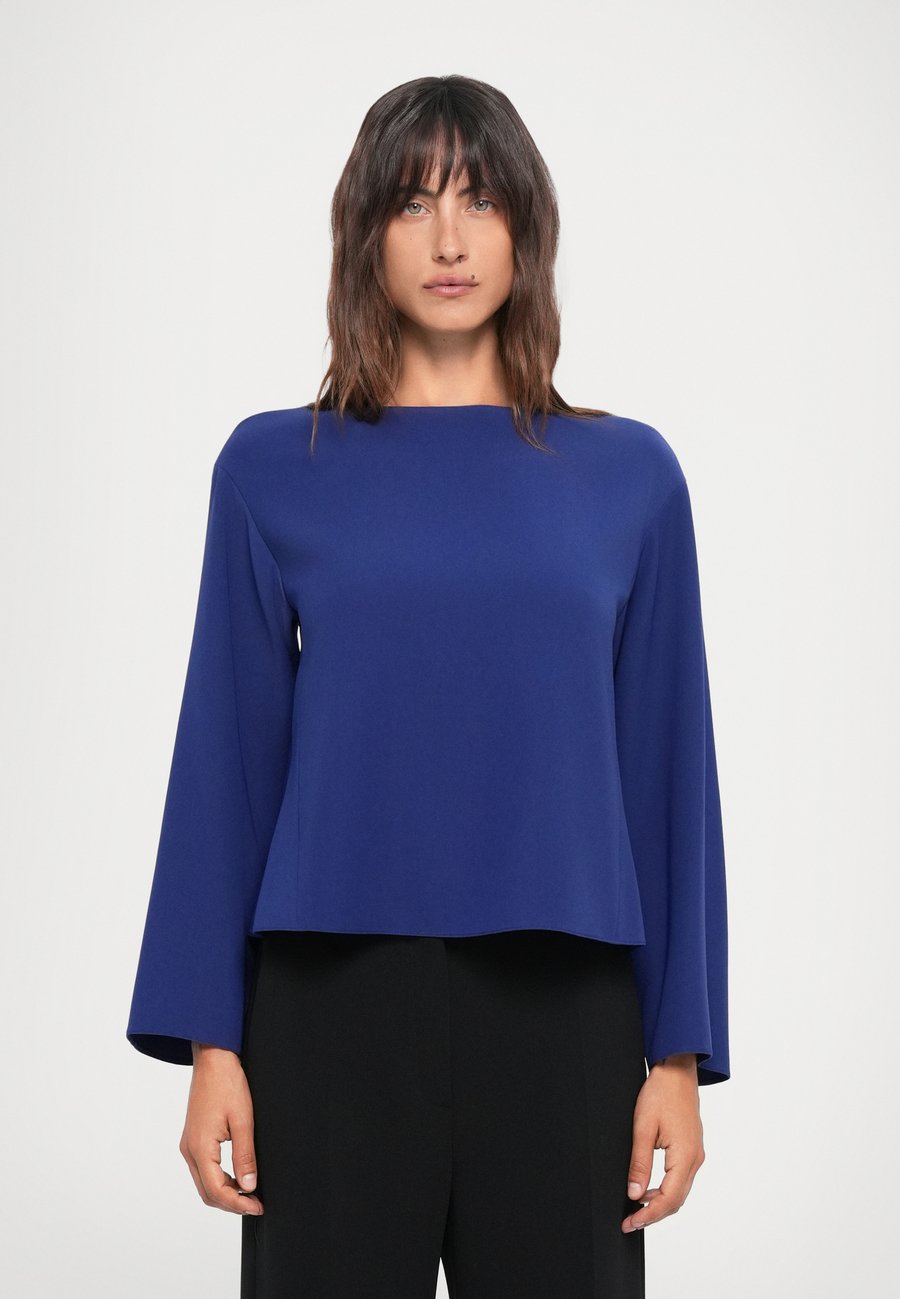 Блуза Emporio Armani Blouse, Royal Blue/Dark Blue
Блуза Emporio Armani Blouse, Royal Blue/Dark Blue
